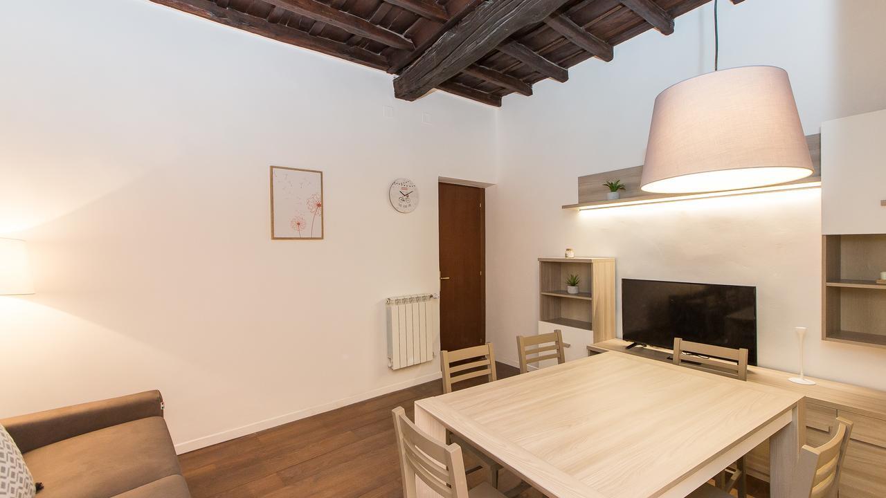 Rental In Rome Pelliccia Exterior photo